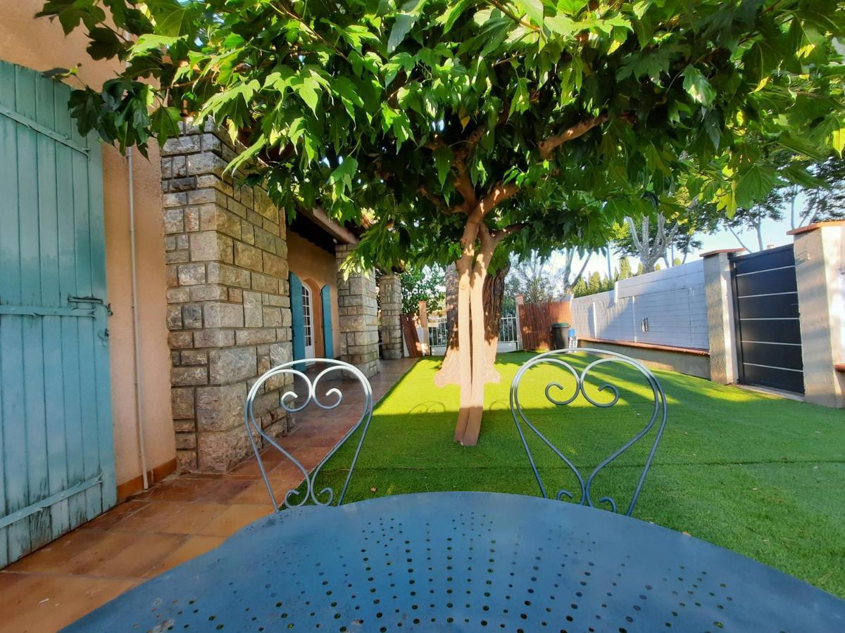 فيلا Domaine Des Pins Saint-Estève المظهر الخارجي الصورة